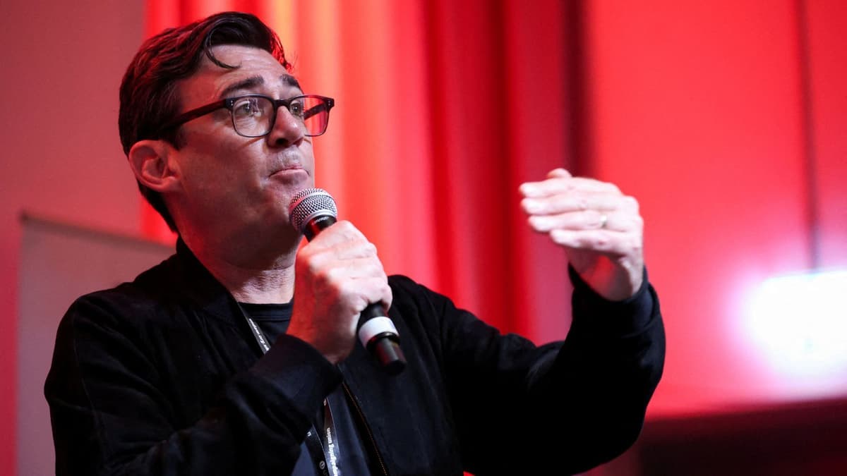 The Labour Party is less popular than smallpox - but it shouldn’t roll the dice on a new leader